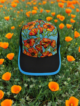 Load image into Gallery viewer, Poppies Bungee Back Running Cap