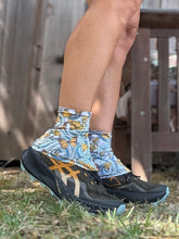 Load image into Gallery viewer, Shoe Gaiters - Poppy Swirl

