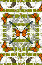 Load image into Gallery viewer, Beautiful Bugs RallyTowel - Green
