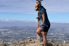 Load image into Gallery viewer, Foresthill Bungee Back Running Cap
