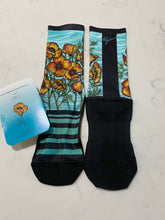 Load image into Gallery viewer, Poppies  Crew Socks
